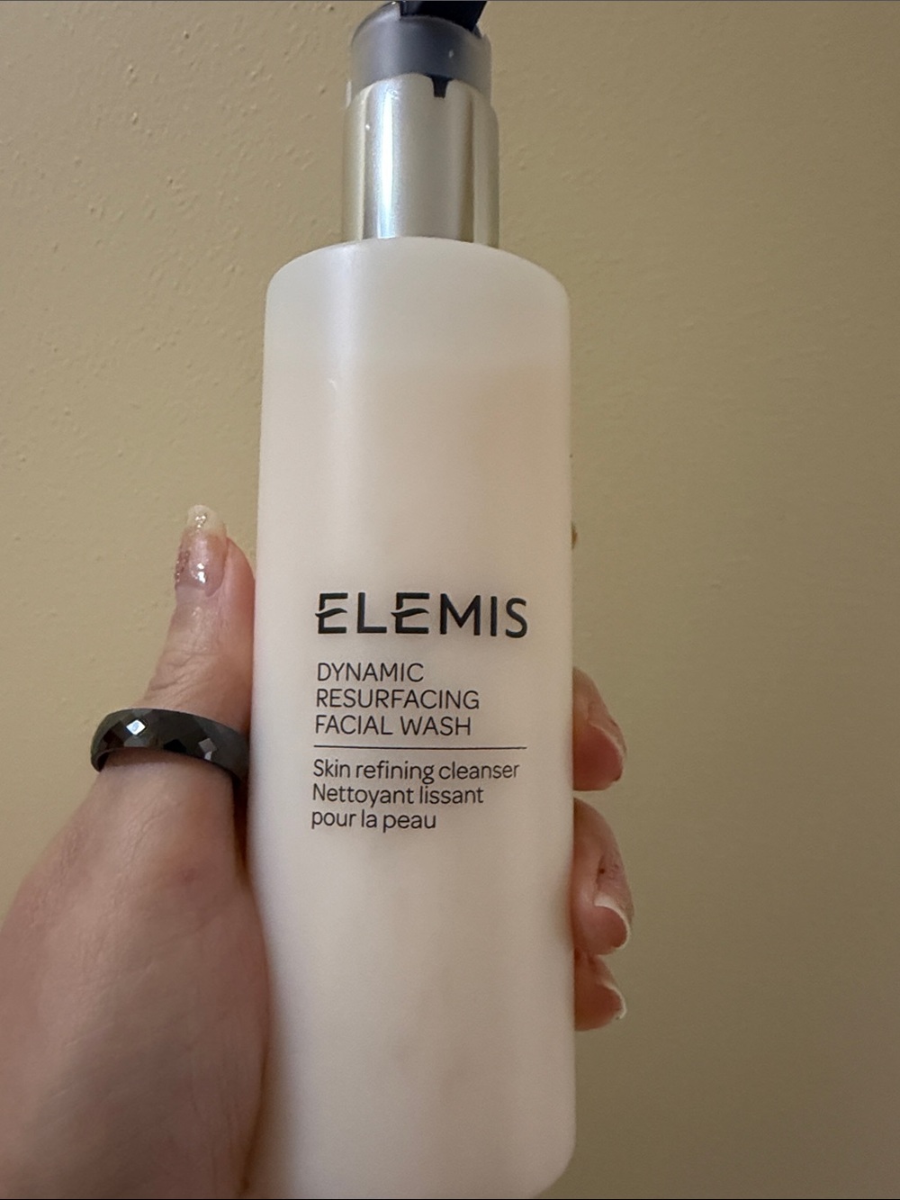 ELEMIS Dynamic Resurfacing Facial Wash — White & Silver